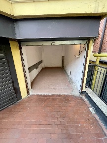 Foto Garage in Via Govone 58, Milano Cenisio di 11 m² con 1 locali