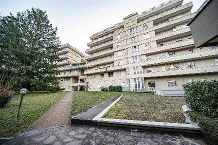 Foto Appartamento a Galbiate Centro di 107 m² con 3 locali in vendita