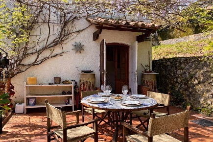 Foto Rustico a Camaiore Camaiore Paese di 92 m² con 4 locali in vendita