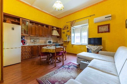 Foto Appartamento in via Romana  5, Lascari di 73 m² con 4 locali