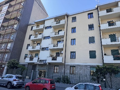 Foto Appartamento in Via Messina  59, Milano Cenisio di 87 m² con 3 locali