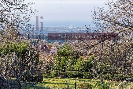 Foto Casa indipendente a Castellina Marittima di 60 m² con 4 locali