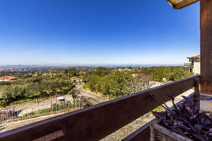 Foto Appartamento in Traversa Monte Furru  27a, Sassari di 95 m² in vendita