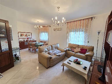 Foto Appartamento in Viale  Placido Rizzotto, Palermo Bonagia di 138 m²