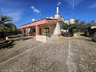 Foto Villa unifamiliare a Villa Castelli di 160 m² con 5 locali in vendita