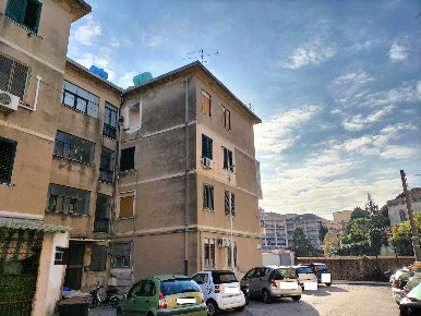 Foto Appartamento in Via Bussone da Carmagnola, Messina Minissale di 80 m²