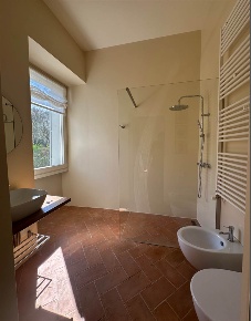 Foto Villa unifamiliare a Bagno a Ripoli L'Apparita Monte Pilli di 600 m²