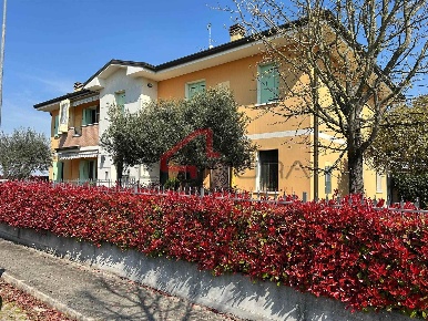 Foto Appartamento a Gazzo Veronese Roncanova di 68 m² con 3 locali