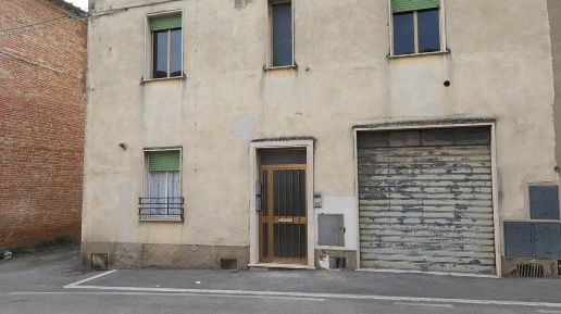 Foto Appartamento a Foiano della Chiana Centro di 92 m² con 7 locali