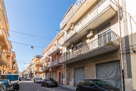 Foto Appartamento in Via Giovanni Verga 79, Lentini di 110 m² con 4 locali