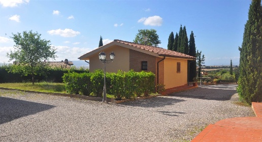 Foto Villa unifamiliare in Via Poggiberna, Santa Luce di 55 m² con 2 locali