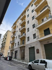 Foto Appartamento in Via Val D'Aosta 9, Caltanissetta Centro di 113 m²