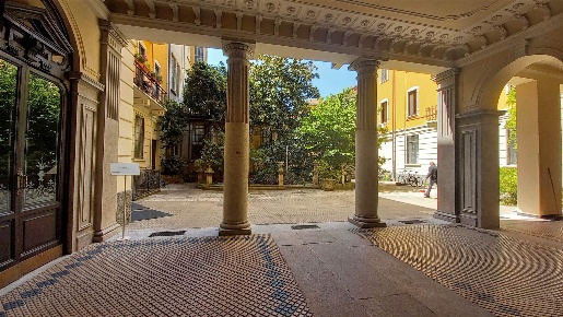 Foto Appartamento in Via Spartaco 10, Milano Montenero di 162 m² in affitto