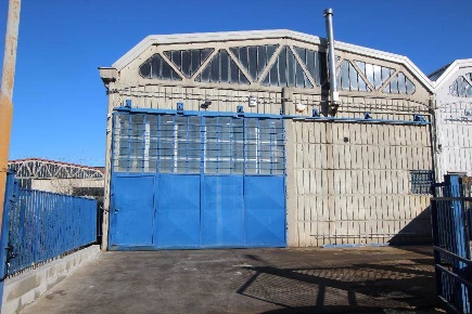 Foto Magazzino in VIA ARMAROLI 30/B, Calderara di Reno Centro di 266 m²