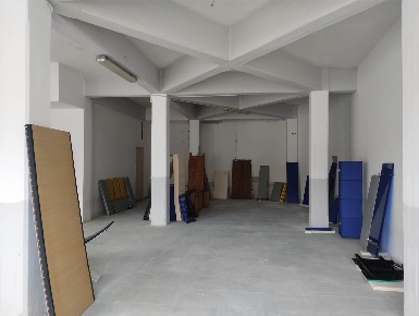 Foto Locale commerciale a Borgo San Lorenzo di 250 m² con 1 locali