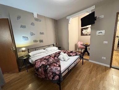 Foto Attività commerciale a Firenze San Marco - SS Annunziata di 120 m²