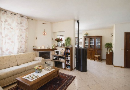 Foto Villa unifamiliare a Carpaneto Piacentino di 225 m² con 4 locali