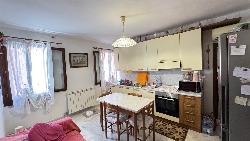 Foto Appartamento a Chioggia Centro Storico di 205 m² con 15 locali