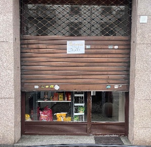 Foto Negozio in corso Fiume 48, Vercelli Centro di 40 m² con 2 locali