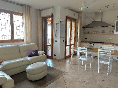 Foto Appartamento in VIA DELLA COLOMBINA, Campi Bisenzio di 103 m²