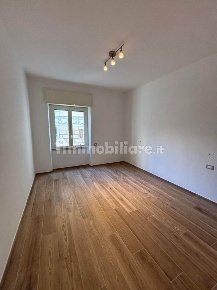 Foto Appartamento a Salerno Centro di 110 m² con 4 locali in vendita