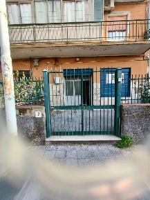 Foto Attività commerciale in Via Turi Scordo 2, Misterbianco Centro