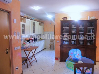 Foto Casa indipendente a Rapolano Terme di 173 m² con 6 locali in vendita