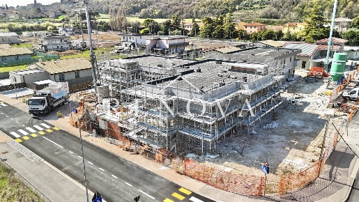 Foto Appartamento a Affi di 103 m² con 3 locali in vendita