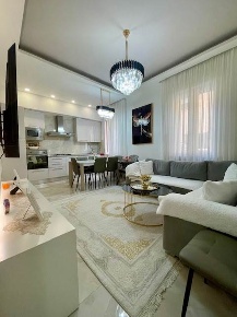 Foto Appartamento a Follonica Centro di 75 m² con 4 locali in vendita