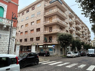 Foto Appartamento in VIA UNGARETTI, Martina Franca di 140 m² con 5 locali