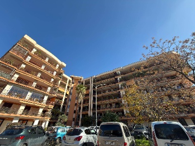 Foto Appartamento in VIA PABLO NERUDA 27, Caserta Petrarelle di 200 m²