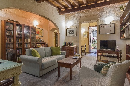 Foto Appartamento a Firenze Santa Croce di 60 m² con 3 locali in vendita