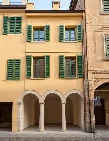 Foto Casa indipendente in VIA MUNARI  2, Correggio Centro di 180 m²