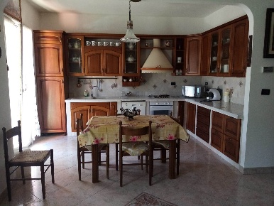 Foto Appartamento a Ventimiglia Centro Città di 118 m² con 4 locali