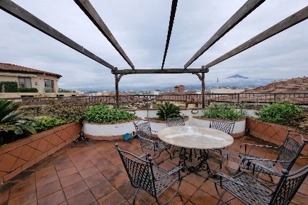 Foto Attico in Via Dei Della Robbia 29, Firenze Mazzini - Oberdan di 370 m²