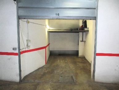 Foto Garage in via Raffaele  Balestra 19, Roma Monteverde Nuovo di 15 m²