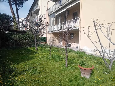 Foto Appartamento a Empoli Pretura - Sanzio di 180 m² con 6 locali
