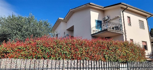 Foto Villa unifamiliare a Manciano Marsiliana di 430 m² con 17 locali