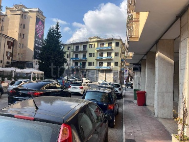 Foto Negozio a Avellino di 24 m² con 1 locali in affitto