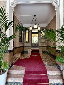 Foto Ufficio in Via Italia  50, Monza Centro Storico di 108 m² con 4 locali