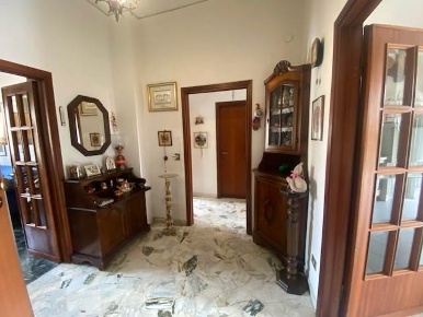Foto Appartamento a Scandicci Centro di 89 m² con 4 locali in vendita