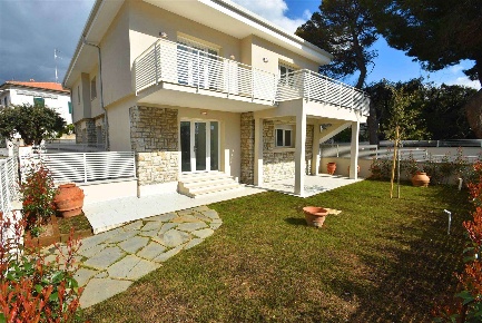 Foto Appartamento in via Donatello  2, Rosignano Marittimo Castiglioncello