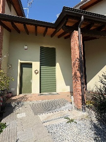 Foto Villa a schiera a Castelvetro Piacentino di 74 m² con 2 locali