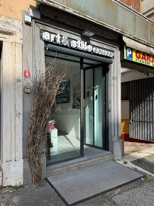 Foto Locale commerciale in Via Stoppani 20, Roma Parioli di 30 m²