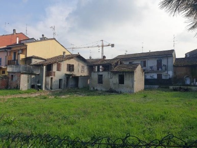 Foto Rustico a Castel San Giovanni Centro di 150 m² con 4 locali in vendita