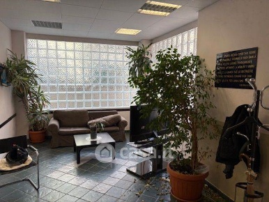 Foto Appartamento a Ventimiglia Centro Città di 110 m² con 5 locali
