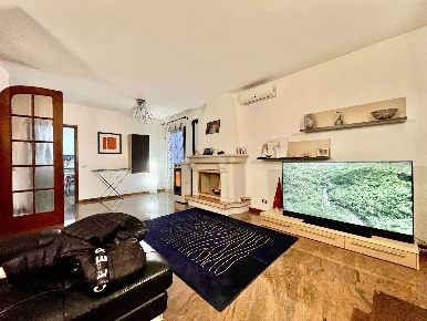 Foto Casa indipendente a Portogruaro Centro di 222 m² con 10 locali