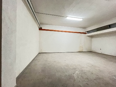 Foto Garage a Bagheria Centro di 42 m² con 1 locali in vendita