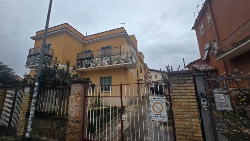 Foto Appartamento in VIA GIUSEPPE BELLUCCI 103, Roma Ponte Mammolo di 85 m²