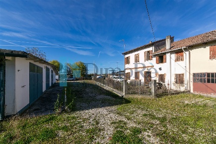 Foto Case semi ndipendenti a Treviso Canizzano di 482 m² con 9 locali